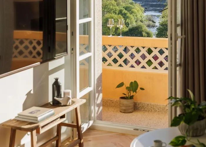 Carvoeiro Boutique Amarante